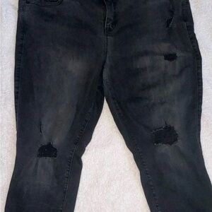 Torrid Women's Bombshell Skinny Distressed Jeans Size 20R Crop Style